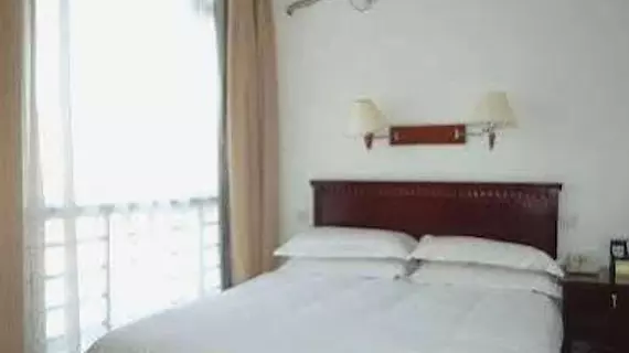 Shanghai Lakeside Holiday Inn Hotel | Şanghay (ve civarı) - Şangay - Huangpu