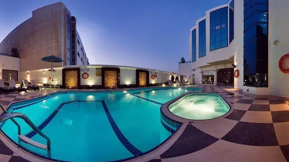 Le Meridien Fairway | Dubai - Dubai