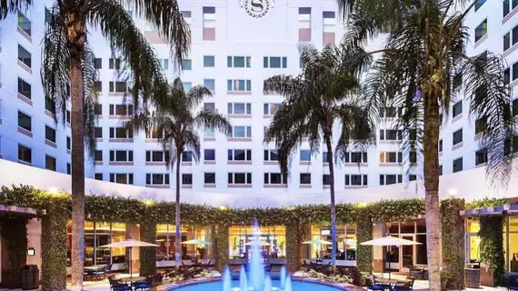 Sheraton Suites Plantation | Florida - Fort Lauderdale (ve civarı) - Plantation