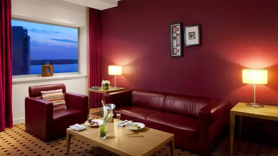 Radisson Blu Hotel, Liverpool | Merseyside (ilçe) - Liverpool (ve civarı) - Liverpool - Liverpool Kent Merkezi