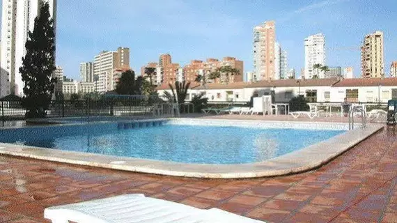 Luxmar Apartaments | Valencia Bölgesi - Alicante (vilayet) - Marina Baja - Benidorm