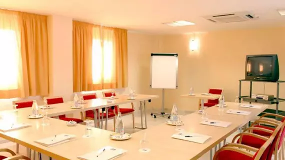 Hotel Holiday Inn Express Madrid-Rivas | Madrid Özerk Topluluğu - Madrid (ve civarı) - Rivas-Vaciamadrid