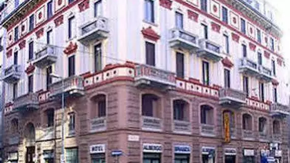 Hotel Brianza | Lombardy - Milano (ve civarı) - Milano - Merkez İstasyonu