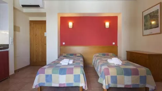 Apartamentos Casa Maria | Balearic Adaları - İbiza Adası - Sant Antoni de Portmany - West End