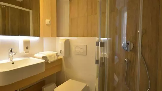 Hotel Emonec | Ljubljana (ve civarı) - Ljubljana Kent Merkezi