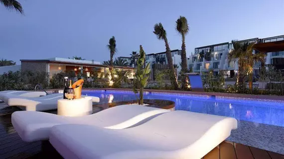 Hard Rock Hotel Ibiza | Balearic Adaları - İbiza Adası - Sant Josep de sa Talaia - Playa d'en Bossa