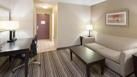 HOLIDAY INN EXPRESS & SUITES B | Iowa - Burlington (ve civarı) - Burlington - Burlington