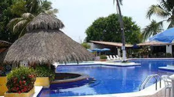 Cabo Blanco Hotel and Marina | Jalisco - Barra de Navidad