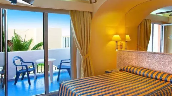 Diverhotel Roquetas | Andalucia - Almeria İli - Roquetas de Mar