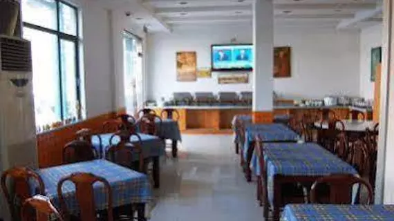 Shanghai Lakeside Holiday Inn Hotel | Şanghay (ve civarı) - Şangay - Huangpu