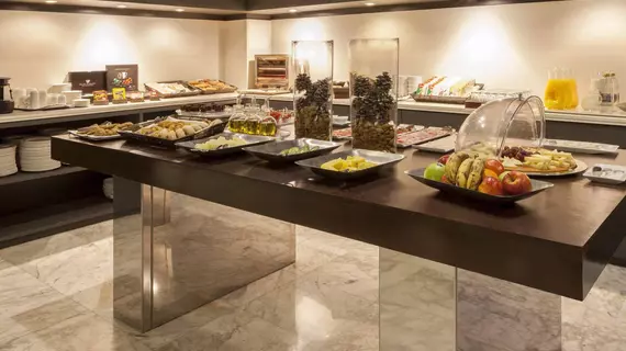 AC Hotel Ciudad de Sevilla by Marriott | Andalucia - Seville İli - Sevilla - Sector Sur-La Palmera-Reina Mercedes