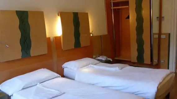 Stadt Hotel Città | Trentino-Alto Adige - Güney Tirol (il) - Bolzano - Eski Kent