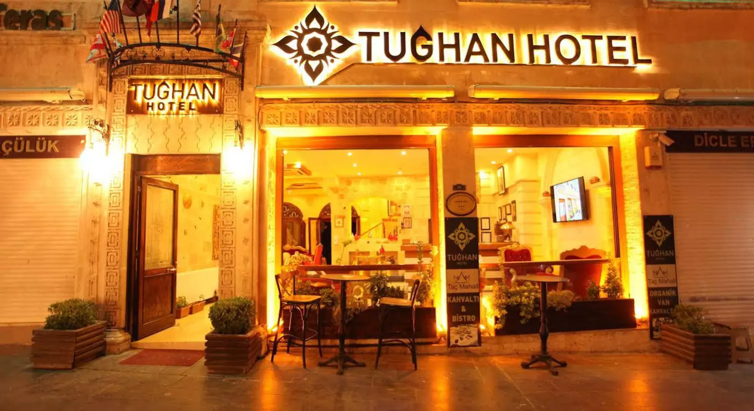 Tughan Hotel