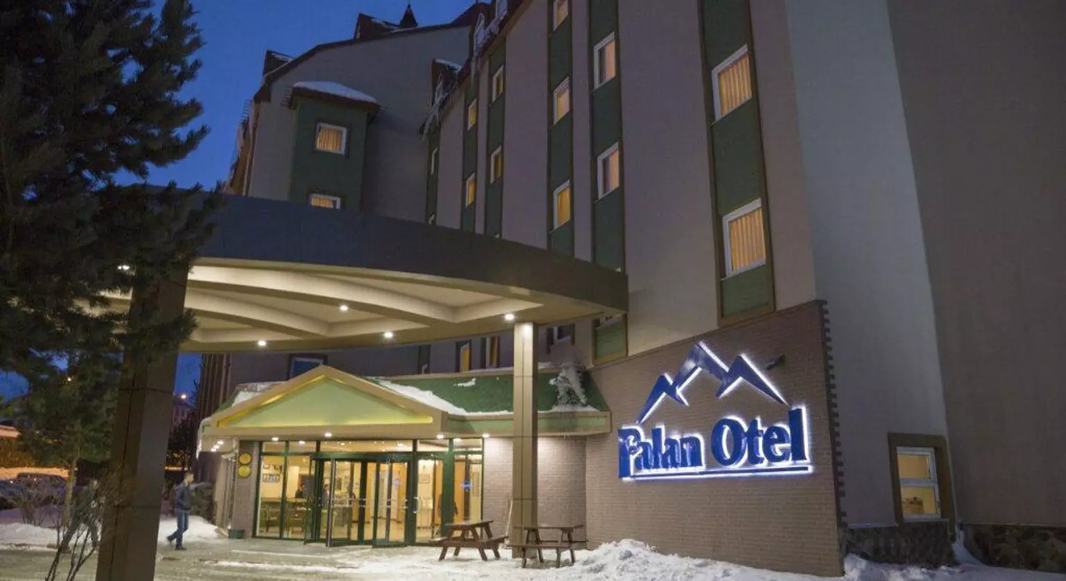 Palan Hotel
