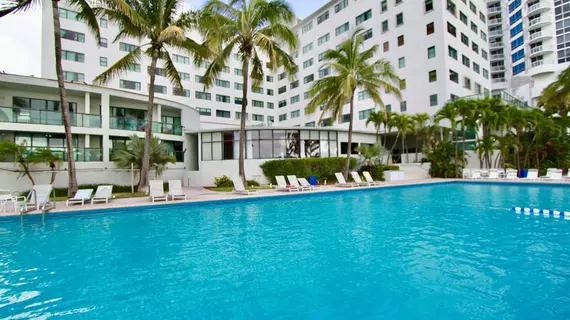 Casablanca by Suarez Condo Hotels | Florida - Miami Beach - Mid Plajı