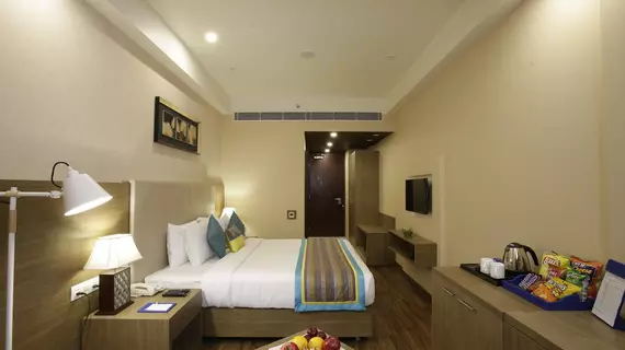 Golden Tulip Suites Gurgaon | Haryana - Gurugram (ve civarı) - Gurugram