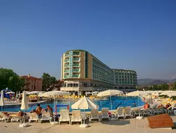 Hedef Beach Resort & Spa