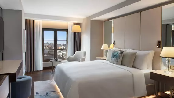 JW Marriott Istanbul Bosphorus |  Istanbul  - Beyoğlu - Karaköy