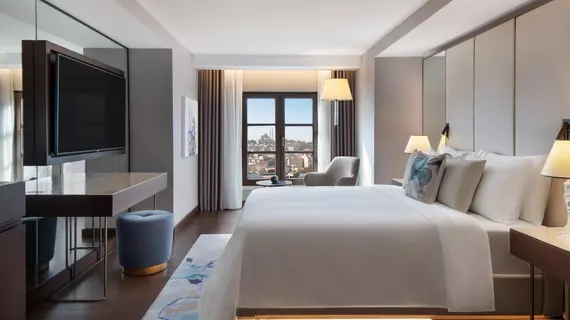 JW Marriott Istanbul Bosphorus |  Istanbul  - Beyoğlu - Karaköy