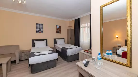 Golden Flower Hotel |  Istanbul  - Avcılar