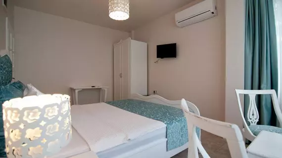 Ağva Nehir Evi Butik Otel (Yetişkin Oteli +14) |  Istanbul  - Şile - Ağva