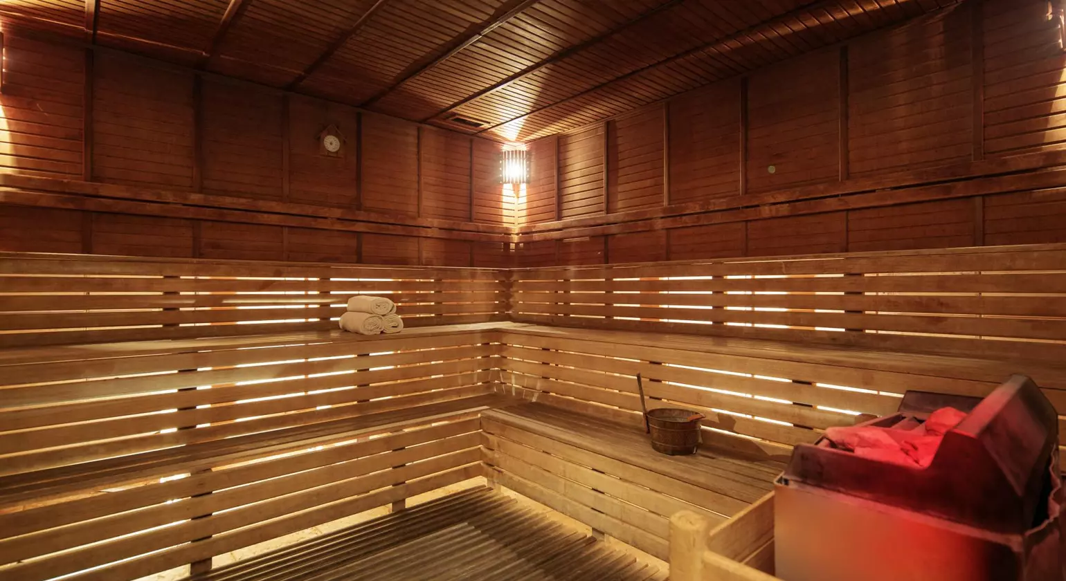 Crystal Admiral Resort Suites & Spa
