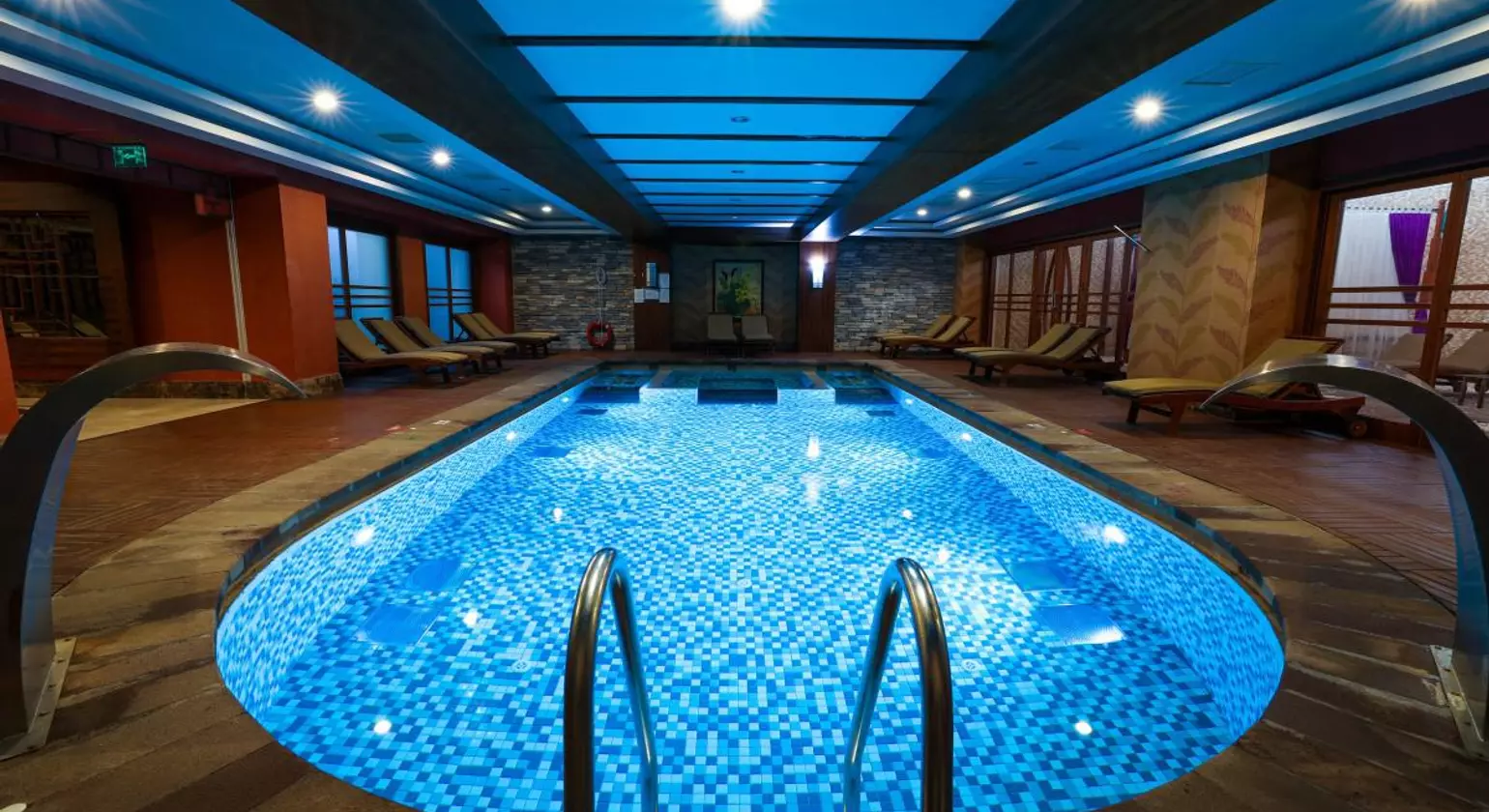 Crystal De Luxe Resort & Spa