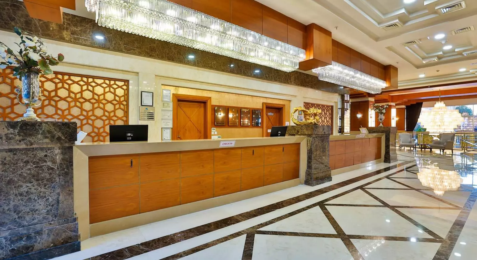 Crystal De Luxe Resort & Spa