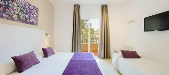 Hotel Flor Los Almendros | Balearic Adaları - Mayorka Adası - Calvia - Peguera