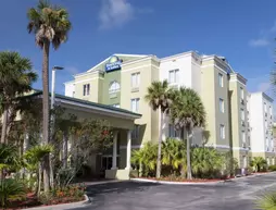 Days Inn & Suites by Wyndham Fort Pierce I-95 | Florida - Vero Beach (ve civarı) - Fort Pierce