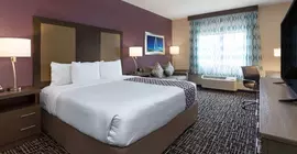 La Quinta Inn & Suites by Wyndham Wichita Airport | Kansas - Wichita (ve civarı) - Viçita