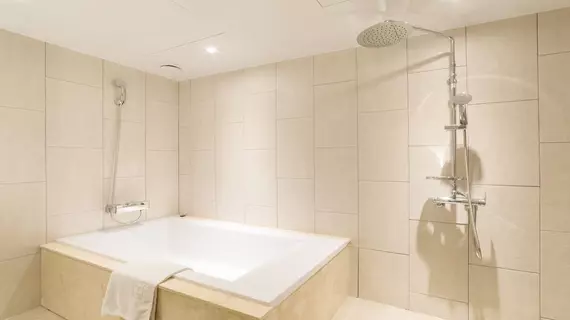 Reborn Suwon Silkroad Hotel | Gyeonggi - Suwon (ve civarı) - Suwon