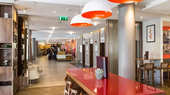 DoubleTree by Hilton London Angel Kings Cross | Londra (ve civarı) - London City Center - Clerkenwell