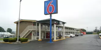 Motel 6 Somerset