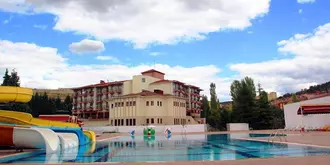 Queen Thermal Resort Hotel