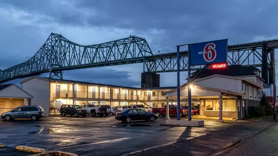 Motel 6 Astoria | Oregon - Oregon Coast - Astoria