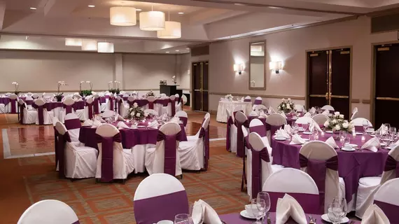 DoubleTree Suites by Hilton Philadelphia West | Pensilvanya - Bucks County - Philadelphia (ve civarı) - Plymouth Meeting