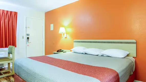 Motel 6 East Ridge TN | Tennessee - Chattanooga (ve civarı) - Chattanooga