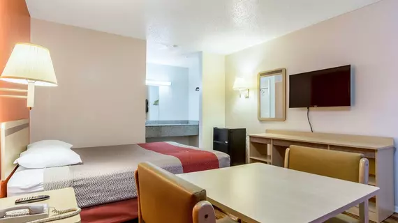 Motel 6 East Ridge TN | Tennessee - Chattanooga (ve civarı) - Chattanooga