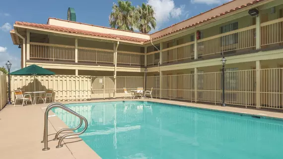 La Quinta Inn by Wyndham New Orleans Causeway | Louisiana - New Orleans (ve civarı) - Metairie