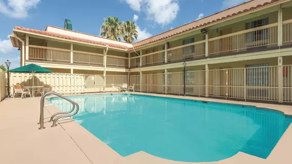 La Quinta Inn by Wyndham New Orleans Causeway | Louisiana - New Orleans (ve civarı) - Metairie