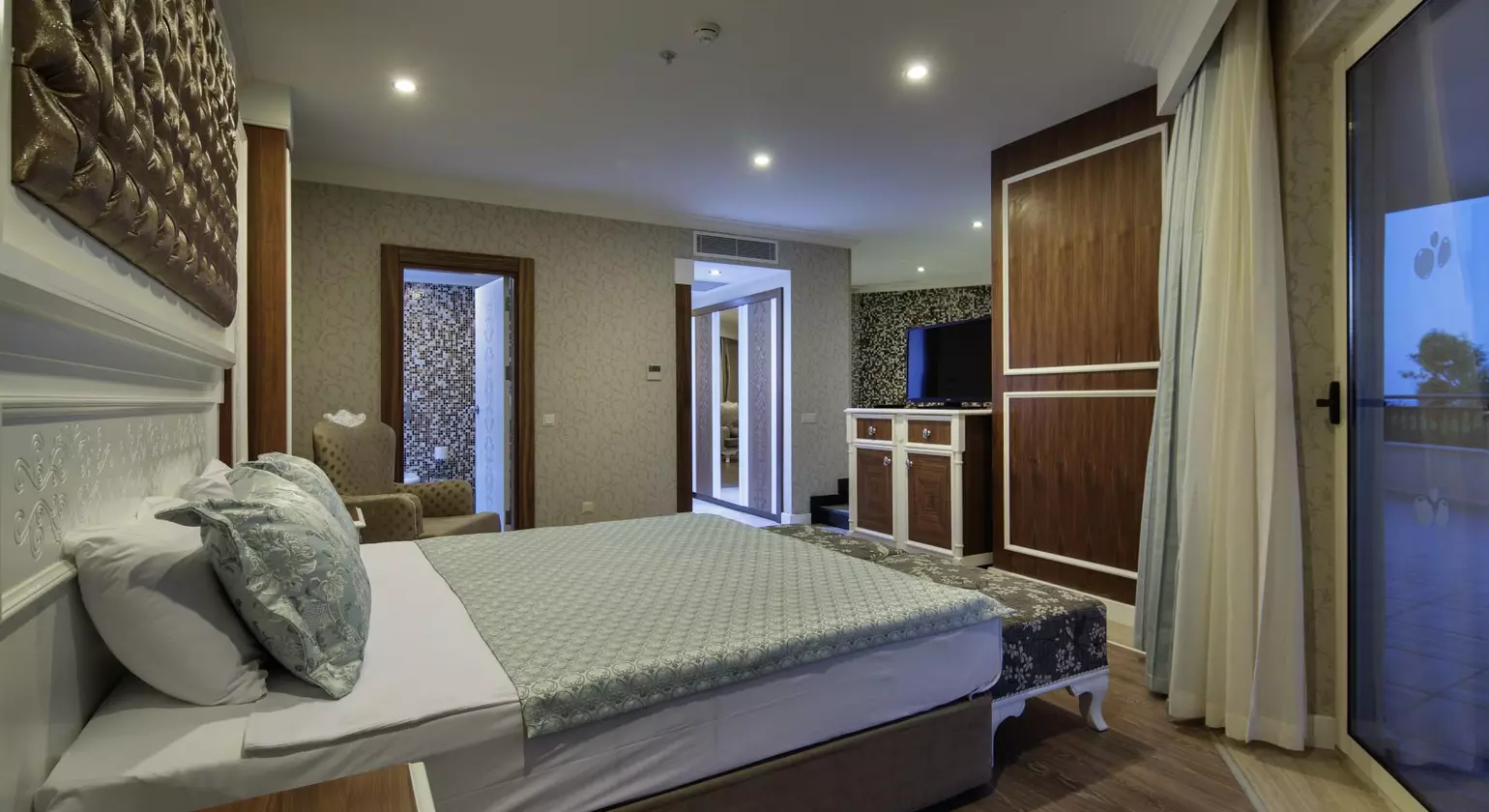 Crystal Sunset Luxury Resort & Spa