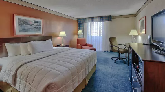 Ramada Plaza by Wyndham Albuquerque Midtown | New Mexico - Albuquerque (ve civarı) - Albuquerque - Albuquerque Merkezi