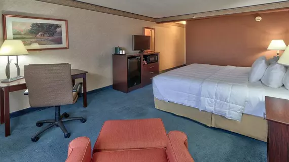 Ramada Plaza by Wyndham Albuquerque Midtown | New Mexico - Albuquerque (ve civarı) - Albuquerque - Albuquerque Merkezi