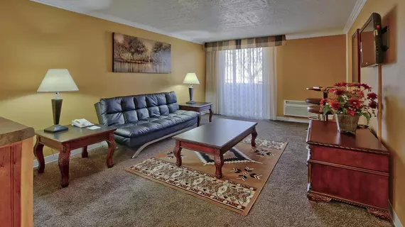 Ramada Plaza by Wyndham Albuquerque Midtown | New Mexico - Albuquerque (ve civarı) - Albuquerque - Albuquerque Merkezi