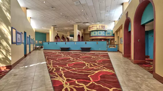 Ramada Plaza by Wyndham Albuquerque Midtown | New Mexico - Albuquerque (ve civarı) - Albuquerque - Albuquerque Merkezi