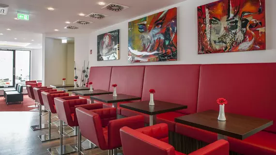 Best Western Plus Plaza Berlin Kurfürstendamm | Berlin (ve civarı) - Tempelhof-Schoeneberg - Diplomatic Quarter - Batı Berlin Merkezi