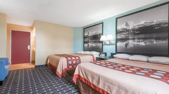 Super 8 by Wyndham Henderson North East Denver | Kolorado - Denver (ve civarı) - Henderson