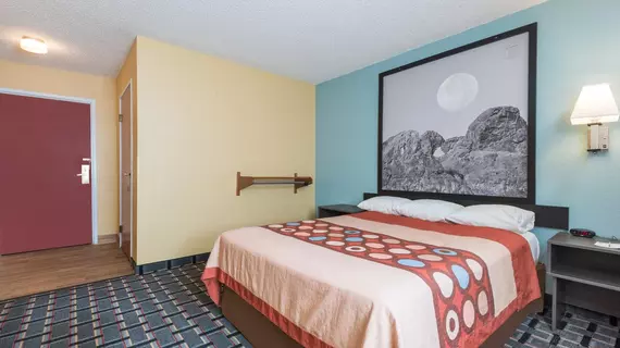 Super 8 by Wyndham Henderson North East Denver | Kolorado - Denver (ve civarı) - Henderson