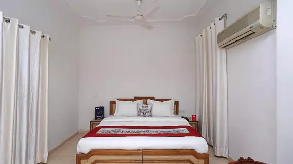 OYO 10072 Hotel Amrit Regency | Uttarkand - Dehra Dun Bölgesi - Dehradun